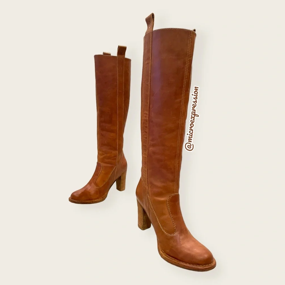 $399 Frye Villager Pull On Knee High Cognac Leather Tall Heeled Distressed Boot - Picture 7 of 15